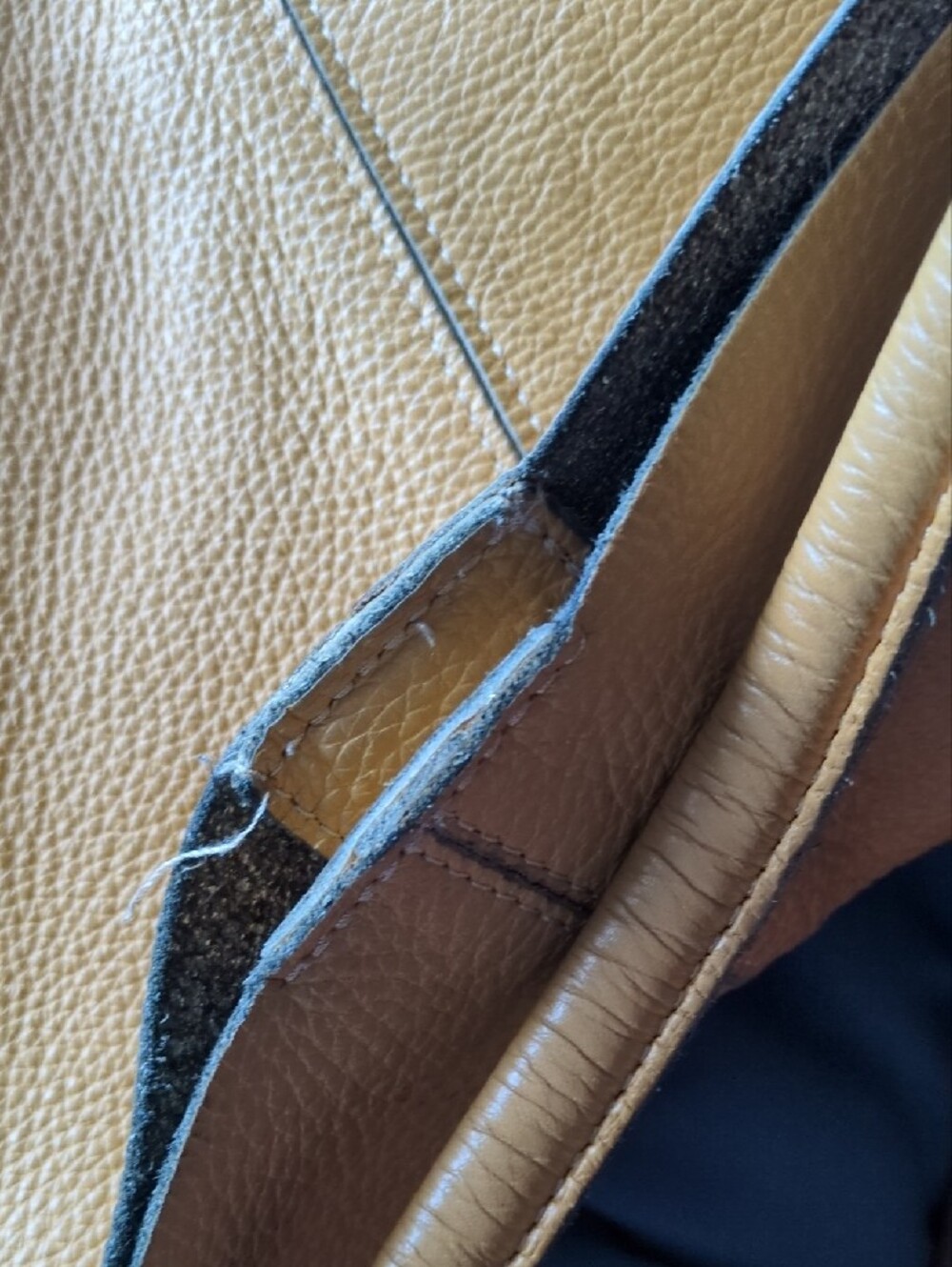 Mustard Yellow Leather Hobo Shoulder Bag - Women - Picture 4 of 14
